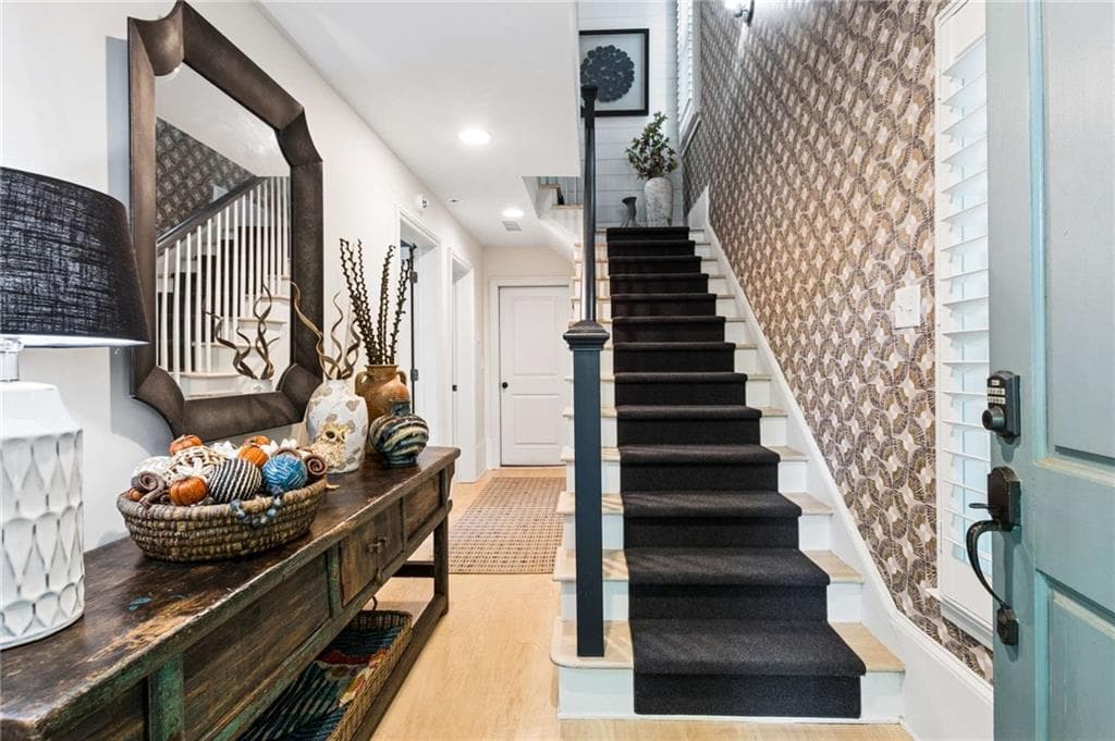 3 bedroom, 4 bathroom, 2,352 sq ft single family residence for sale at 978 N Ormewood Park Drive, Atlanta, GA 30316 — photo 5