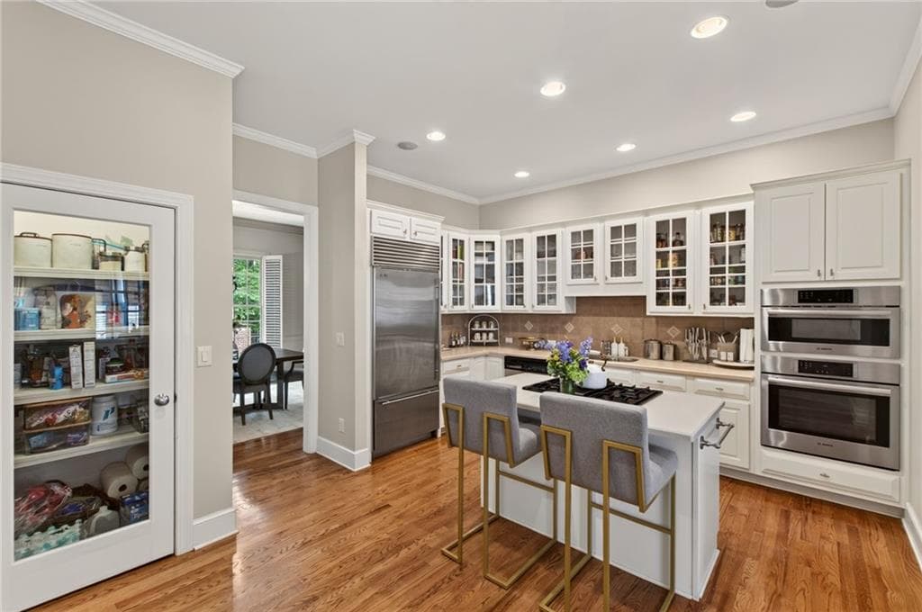 4 bedroom, 5 bathroom, 3,468 sq ft townhouse for sale at 4678 Ivygate Circle 8E, Atlanta, GA 30339 — photo 3