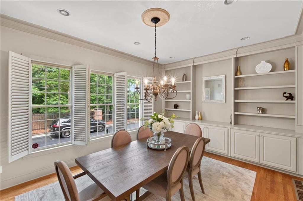 4 bedroom, 5 bathroom, 3,468 sq ft townhouse for sale at 4678 Ivygate Circle 8E, Atlanta, GA 30339 — photo 7
