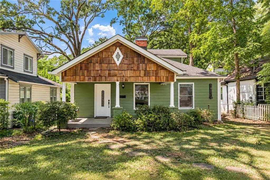 3 bedroom, 2 bathroom, 1,674 sq ft single family residence for rent at 1801 Evans Drive, Atlanta, GA 30310 for $2,300 a month — photo 1 of 48