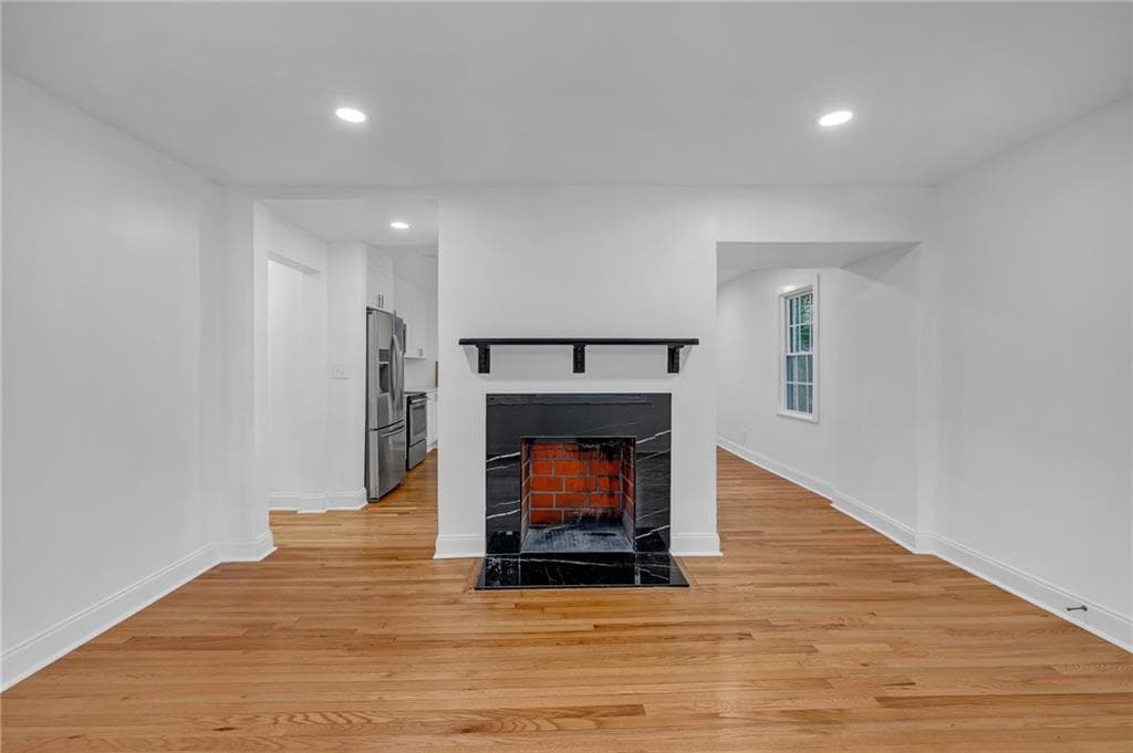 3 bedroom, 2 bathroom, 1,178 sq ft single family residence for rent at 1803 S Gordon Street, Atlanta, GA 30310 for $2,500 a month — photo 6