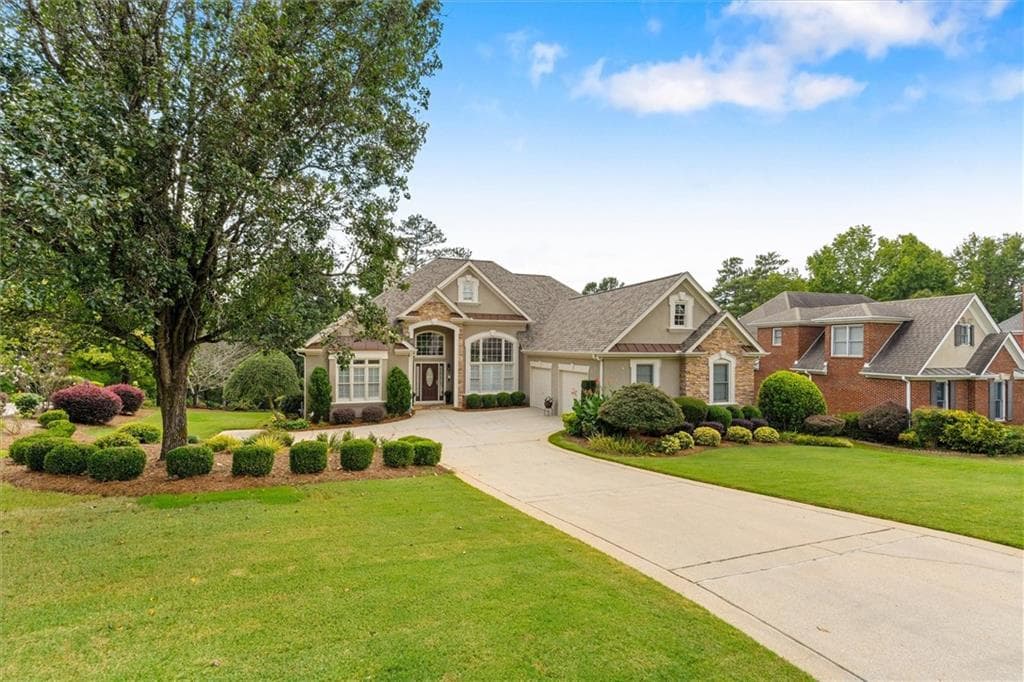 5 bedroom, 5 bathroom, 3,720 sq ft single family residence for sale at 4361 Chimney Hill Drive, Douglasville, GA 30135 — photo 3