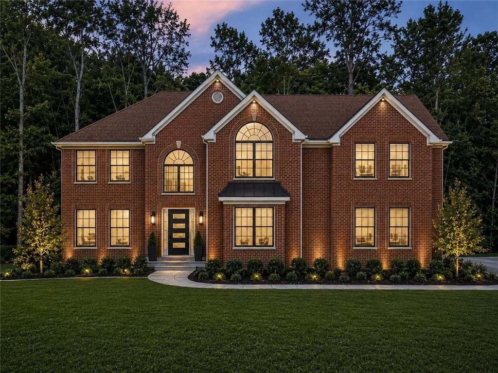 4 bedroom, 3 bathroom, 3,064 sq ft single family residence for sale at 264 Kendall Street, Newnan, GA 30263