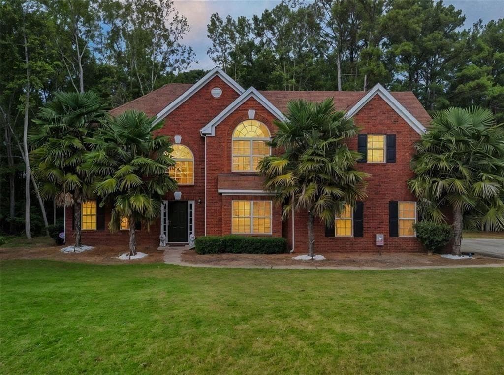 4 bedroom, 3 bathroom, 3,064 sq ft single family residence for sale at 264 Kendall Street, Newnan, GA 30263 — photo 2