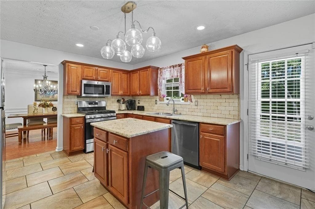 4 bedroom, 3 bathroom, 3,064 sq ft single family residence for sale at 264 Kendall Street, Newnan, GA 30263 — photo 9