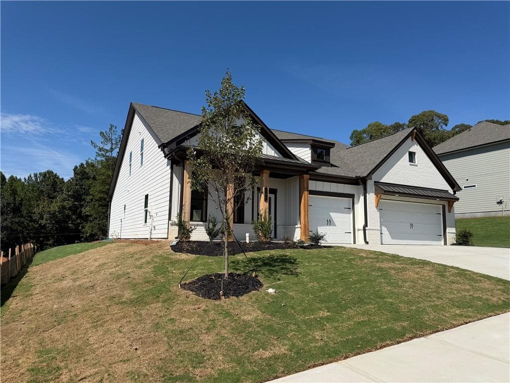 4 bedroom, 4 bathroom, 3,121 sq ft single family residence for sale at 626 Gadwall Circle, Jefferson, GA 30549 — photo 2