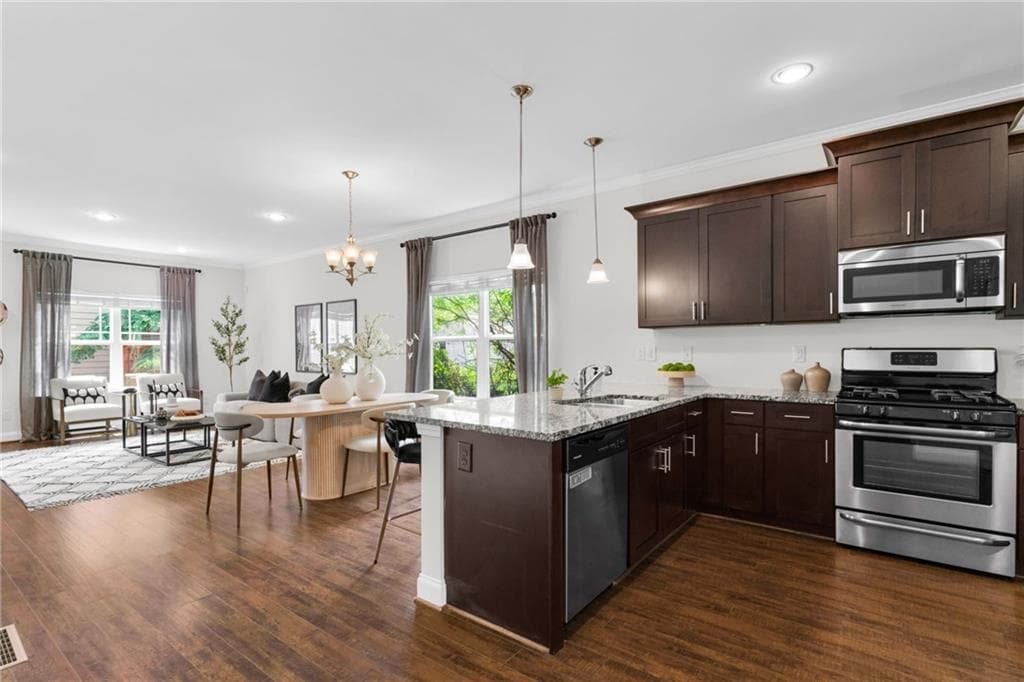 2 bedroom, 3 bathroom, 1,306 sq ft townhouse for sale at 1365 Memorial Drive 4, Atlanta, GA 30317 — photo 10