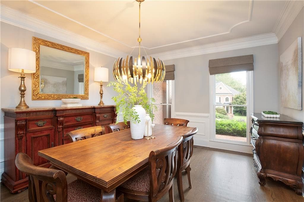 7 bedroom, 8 bathroom, 7,179 sq ft single family residence for sale at 660 Barnesley Lane, Alpharetta, GA 30022 — photo 10