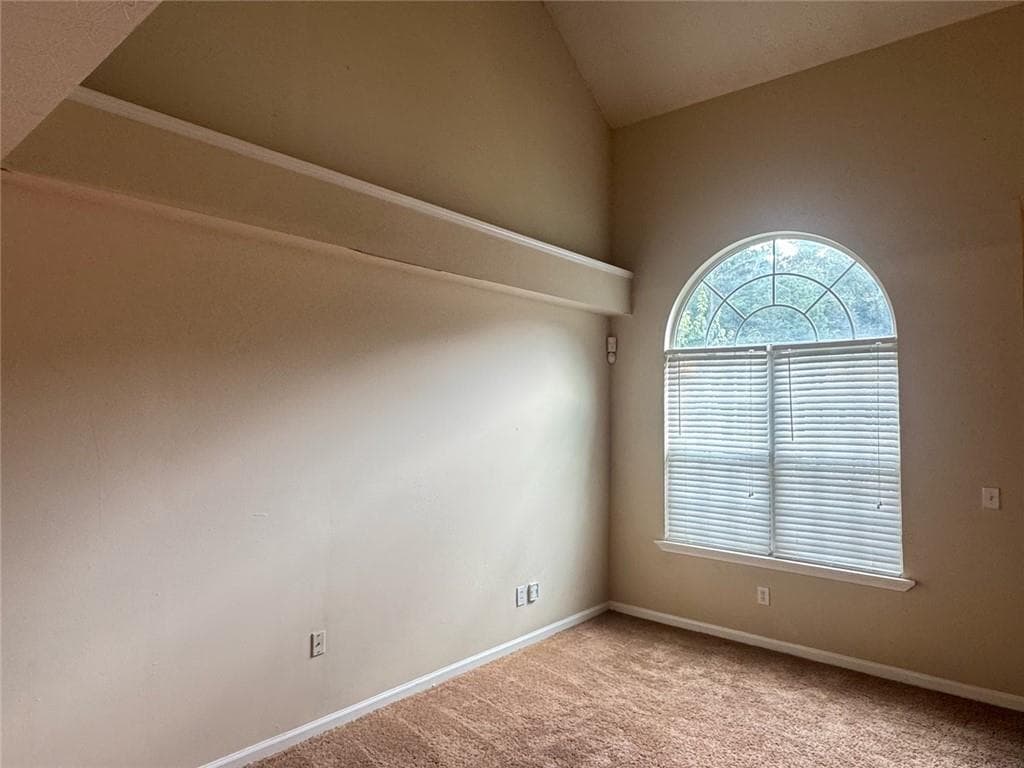 4 bedroom, 3 bathroom, 2,094 sq ft single family residence for rent at 3229 Diamond Bluff, Union City, GA 30291 for $1,950 a month — photo 3