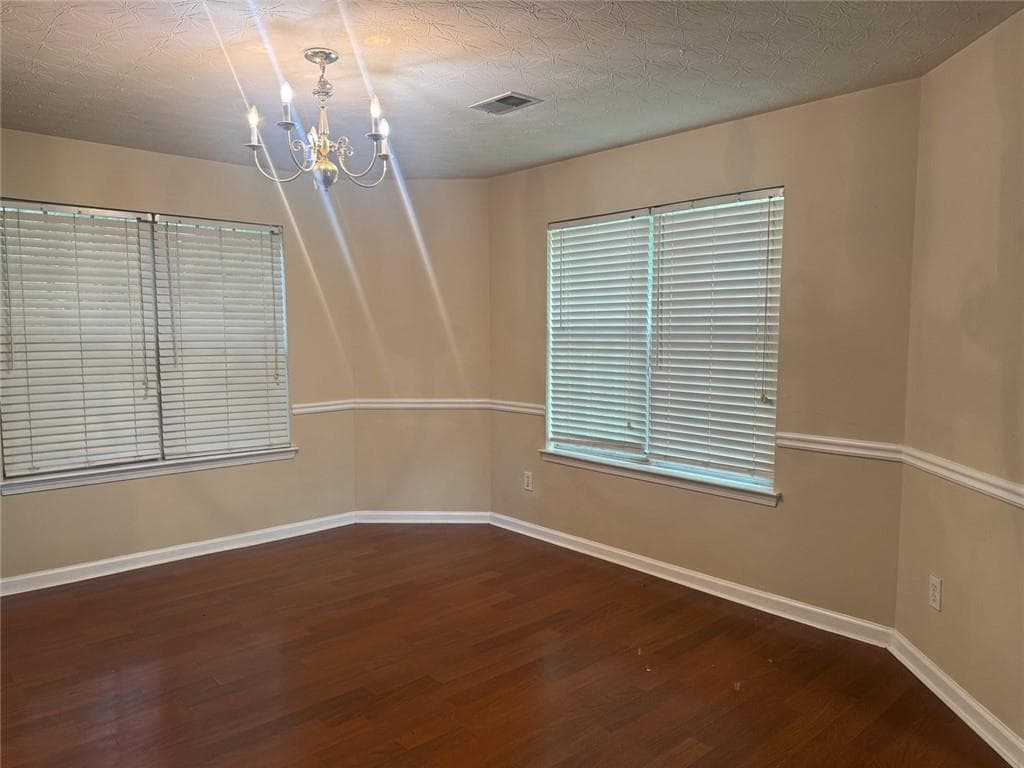 4 bedroom, 3 bathroom, 2,094 sq ft single family residence for rent at 3229 Diamond Bluff, Union City, GA 30291 for $1,950 a month — photo 5