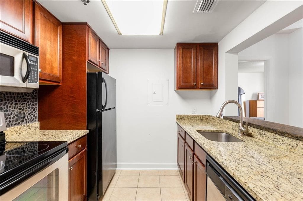 1 bedroom, 1 bathroom, 772 sq ft condominium for sale at 1280 W Peachtree Street 2803, Atlanta, GA 30309 — photo 8