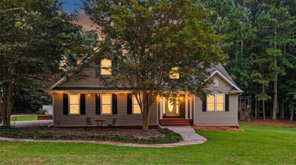 5 bedroom, 6 bathroom, 5,142 sq ft single family residence for sale at 476 Providence Drive, Canton, GA 30115 — photo 3