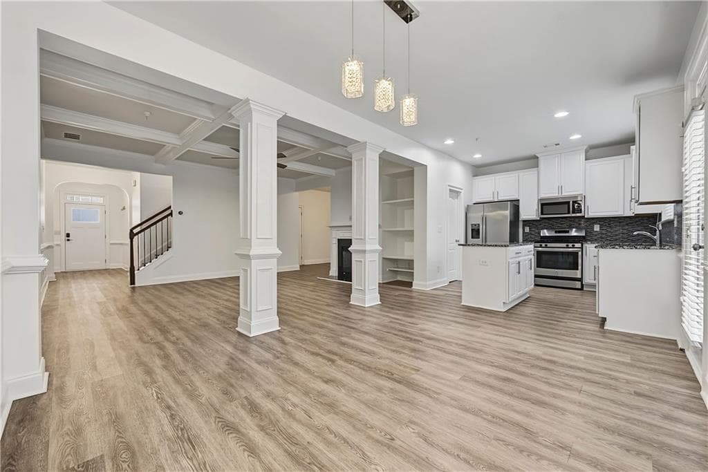 3 bedroom, 3 bathroom, 2,095 sq ft single family residence for rent at 2038 Brightleaf Way 103, Marietta, GA 30060 for $3,000 a month — photo 6