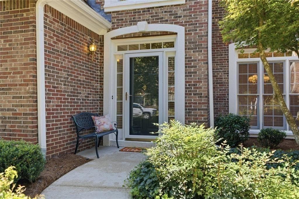 5 bedroom, 3 bathroom, 2,836 sq ft single family residence under contract at 2457 Tall Timbers Trail, Marietta, GA 30066 — photo 5