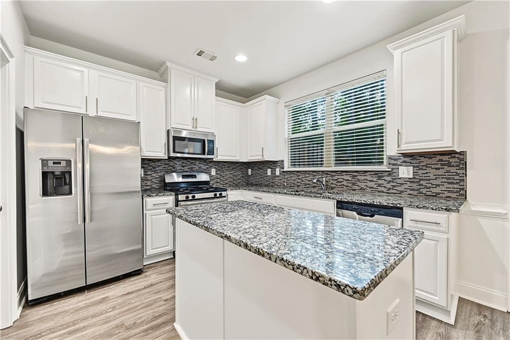 3 bedroom, 3 bathroom, 2,095 sq ft single family residence for rent at 2038 Brightleaf Way 103, Marietta, GA 30060 for $3,000 a month — photo 8