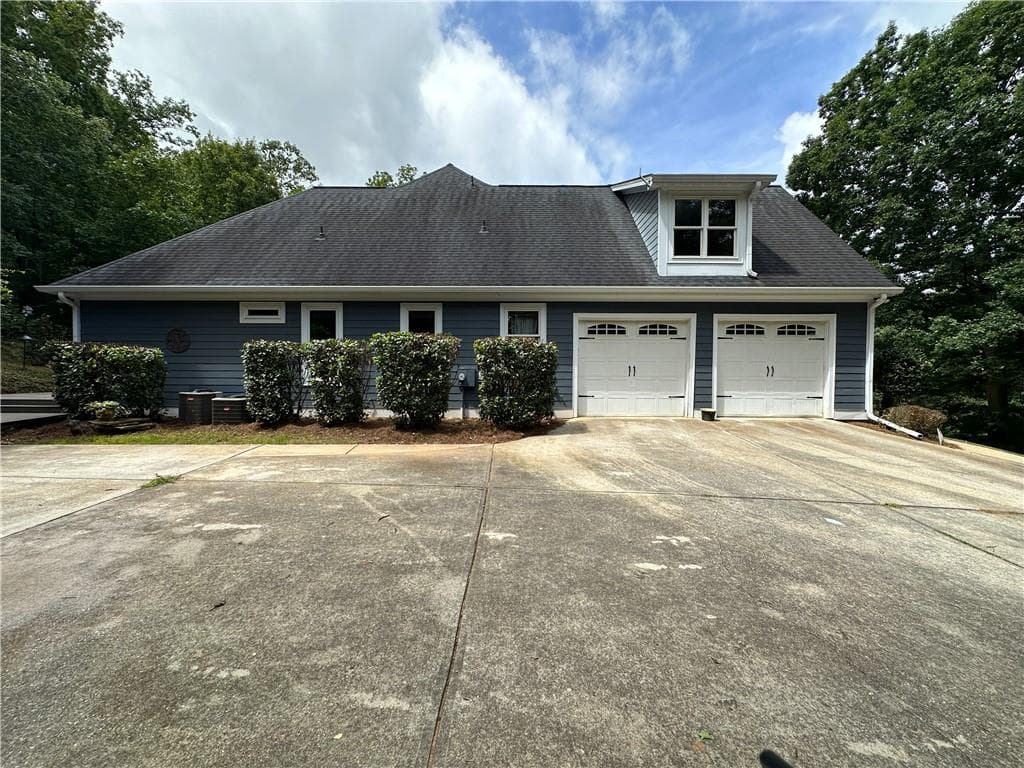 5 bedroom, 4 bathroom, 3,203 sq ft single family residence for sale at 47 Stone Gate Drive, Cartersville, GA 30120 — photo 8