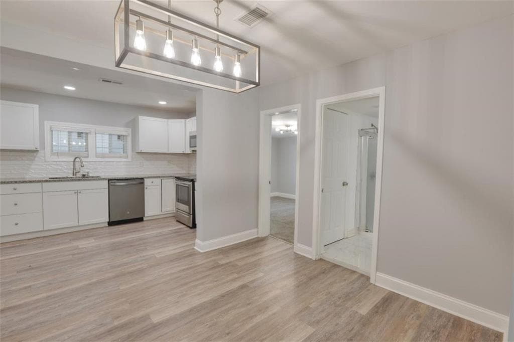 3 bedroom, 2 bathroom, 1,198 sq ft single family residence for rent at 74 Rountree Road, Riverdale, GA 30274 for $1,750 a month — photo 10