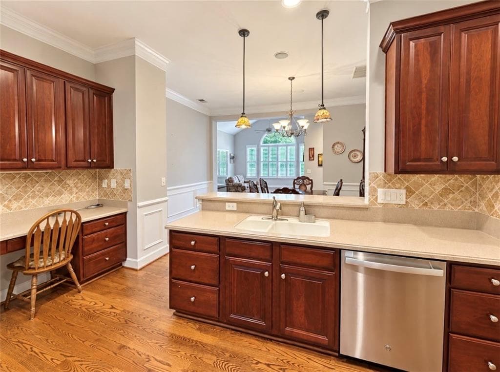 3 bedroom, 2 bathroom, 1,854 sq ft condominium for rent at 2100 Village Lane, Roswell, GA 30075 for $3,350 a month — photo 10