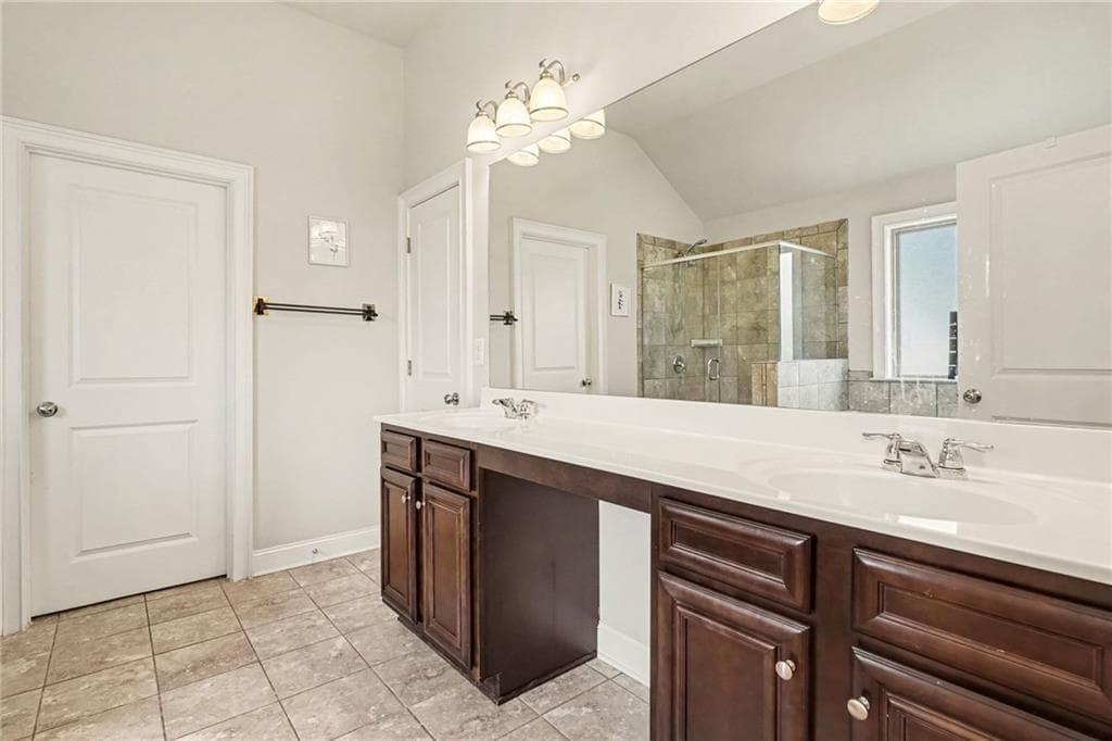 7 bedroom, 5 bathroom, 5,141 sq ft single family residence for sale at 104 Gambier Cove, Mcdonough, GA 30252 — photo 6