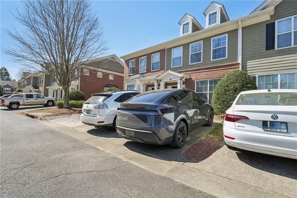 2 bedroom, 3 bathroom, 1,260 sq ft condominium for sale at 2147 Del Lago Circle 12, Kennesaw, GA 30152 — photo 3