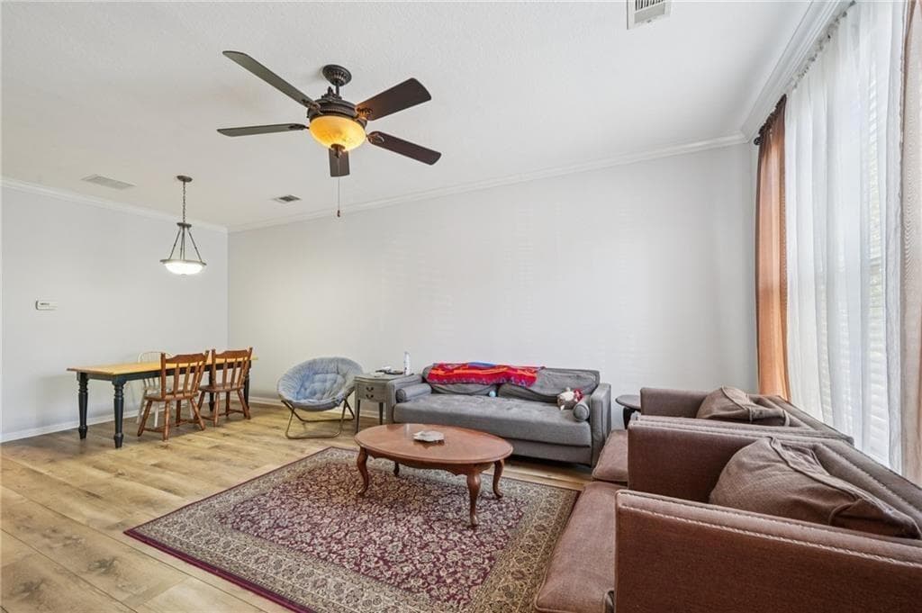 2 bedroom, 3 bathroom, 1,260 sq ft condominium for sale at 2147 Del Lago Circle 12, Kennesaw, GA 30152 — photo 6