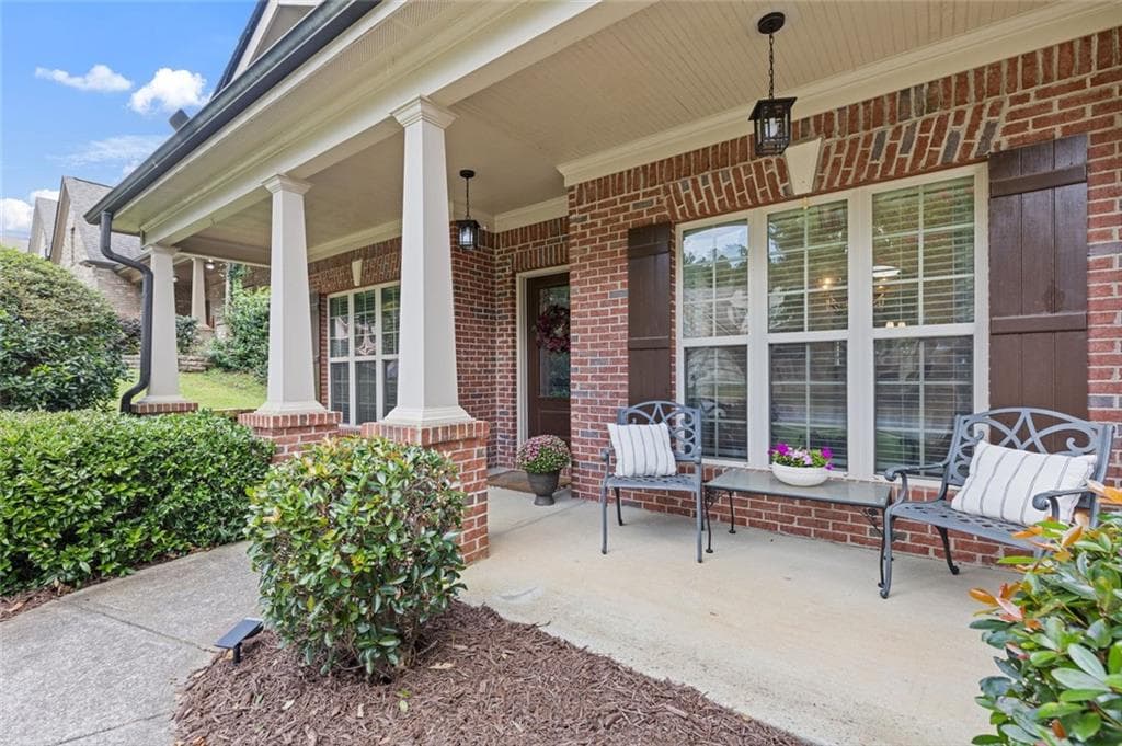 5 bedroom, 3 bathroom, 2,762 sq ft single family residence for sale at 1801 Beyers Landing Drive, Buford, GA 30519 — photo 2