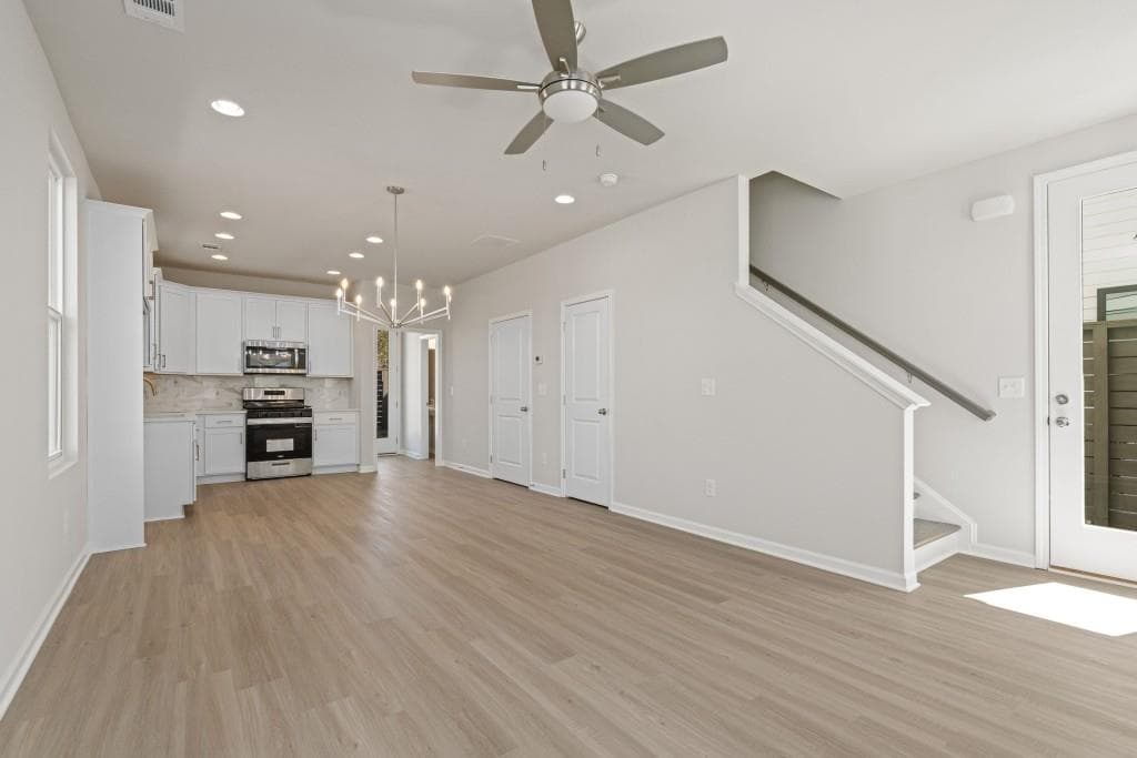 2 bedroom, 3 bathroom, 1,223 sq ft single family residence for sale at 249 10th Street, Auburn, GA 30011 — photo 3