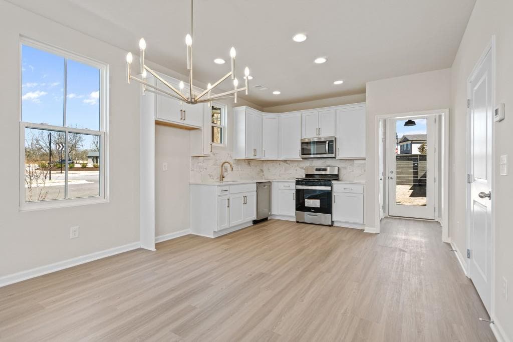 2 bedroom, 3 bathroom, 1,223 sq ft single family residence for sale at 249 10th Street, Auburn, GA 30011 — photo 7