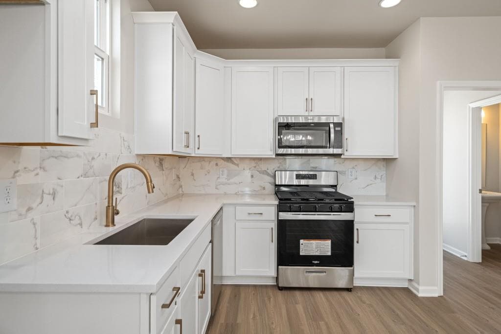 2 bedroom, 3 bathroom, 1,223 sq ft single family residence for sale at 249 10th Street, Auburn, GA 30011 — photo 9