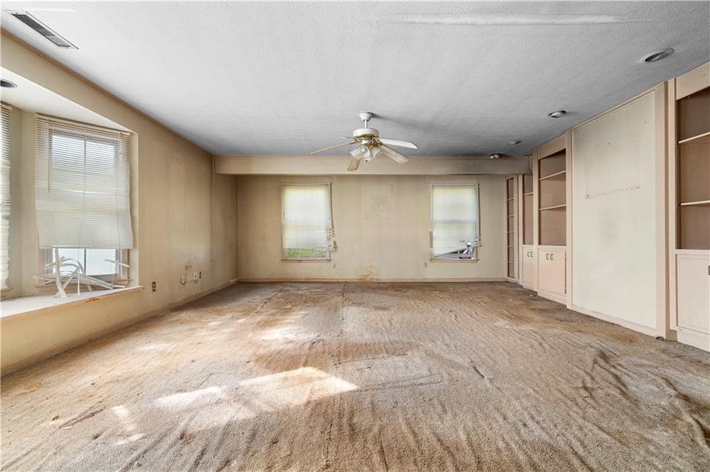 4 bedroom, 3 bathroom, 2,485 sq ft single family residence for sale at 111 Candy Circle, Carrollton, GA 30117 — photo 7