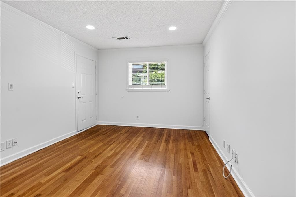 2 bedroom, 1 bathroom, 864 sq ft apartment for rent at 255 Jefferson Place 23, Decatur, GA 30030 for $1,595 a month — photo 7