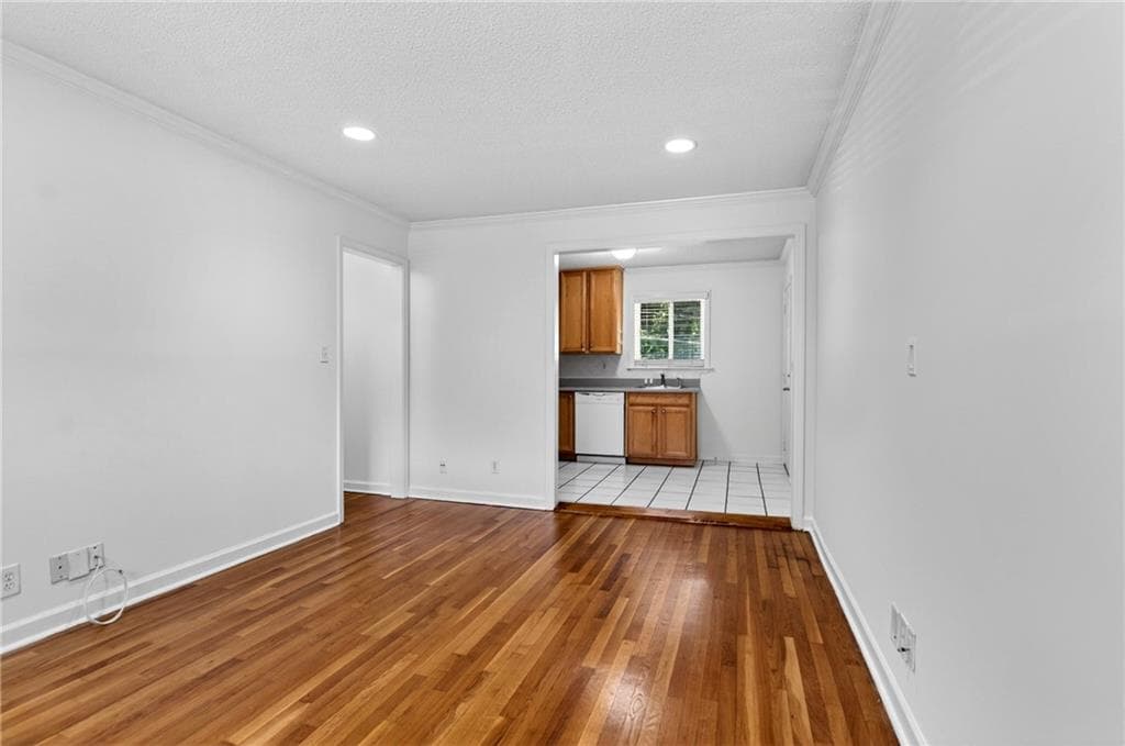 2 bedroom, 1 bathroom, 864 sq ft apartment for rent at 255 Jefferson Place 23, Decatur, GA 30030 for $1,595 a month — photo 9