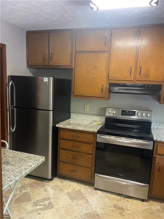 2 bedroom, 3 bathroom, 1,192 sq ft condominium for sale at 2250 Kings Gate Circle A, Snellville, GA 30078 — photo 2