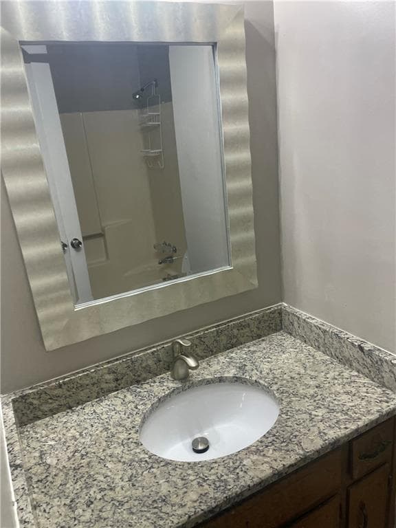 2 bedroom, 3 bathroom, 1,192 sq ft condominium for sale at 2250 Kings Gate Circle A, Snellville, GA 30078 — photo 7