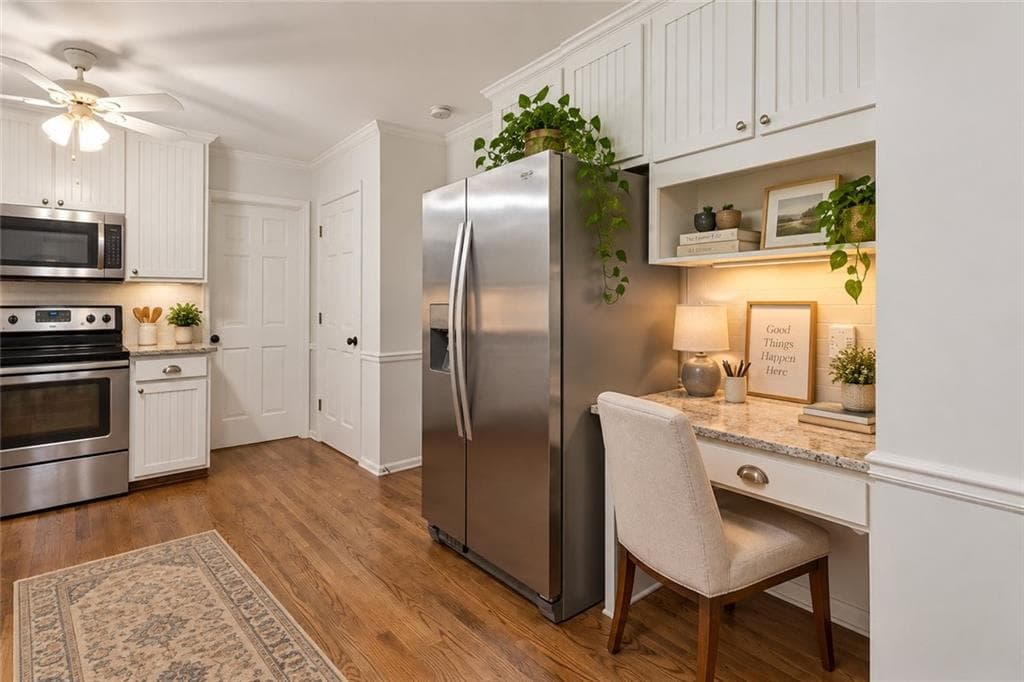 5 bedroom, 3 bathroom, 2,670 sq ft single family residence for sale at 2112 Rockland Court, Marietta, GA 30062 — photo 6