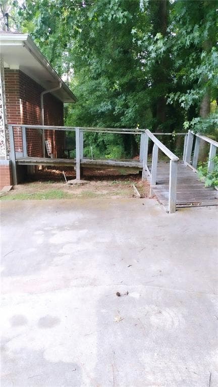 4 bedroom, 3 bathroom, 1,610 sq ft single family residence for sale at 2641 Hedgewood Lane, Atlanta, GA 30311 — photo 3