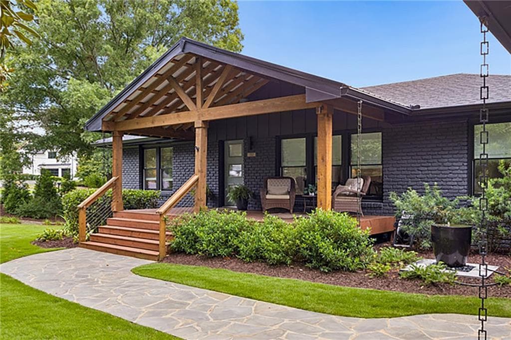 4 bedroom, 4 bathroom, 3,242 sq ft single family residence for sale at 150 Mayfield Road, Alpharetta, GA 30009 — photo 4
