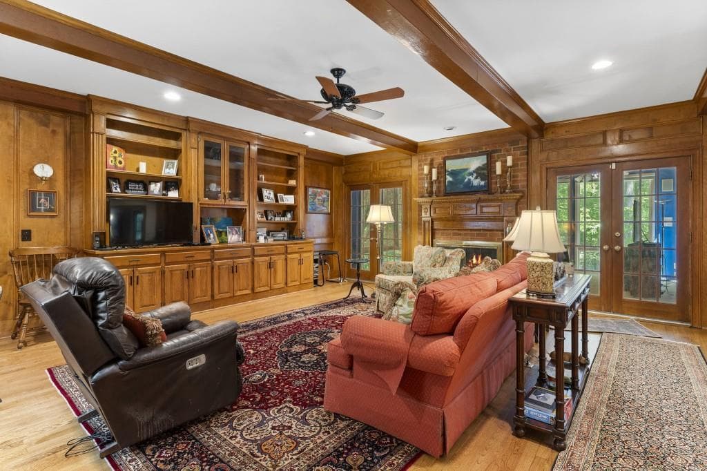 6 bedroom, 7 bathroom, 5,176 sq ft single family residence for sale at 1780 Brandon Hall Drive, Atlanta, GA 30350 — photo 9
