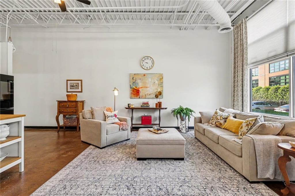 1 bedroom, 1 bathroom, 1,060 sq ft condominium for sale at 5200 Peachtree Road 2114, Atlanta, GA 30341 — photo 7