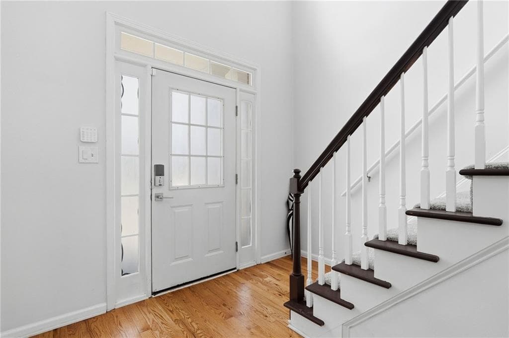 6 bedroom, 5 bathroom, 4,990 sq ft single family residence for sale at 5375 Lexington View Place, Sugar Hill, GA 30518 — photo 5