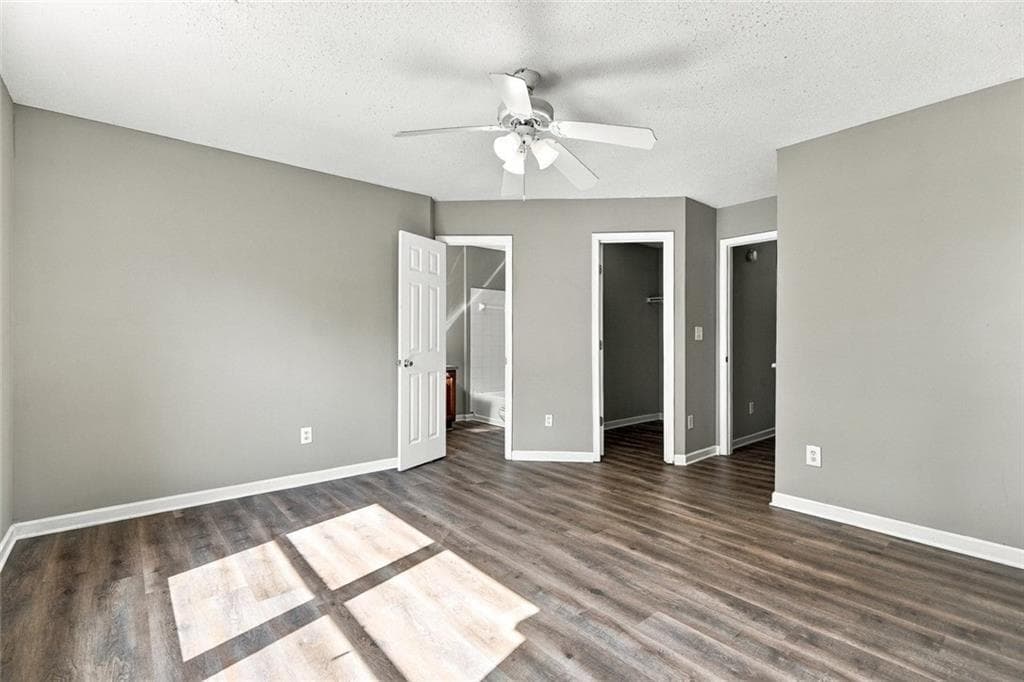 3 bedroom, 3 bathroom, 1,440 sq ft townhouse for sale at 2282 Coach Way, Jonesboro, GA 30236 — photo 8