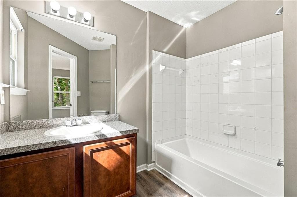 3 bedroom, 3 bathroom, 1,440 sq ft townhouse for sale at 2282 Coach Way, Jonesboro, GA 30236 — photo 10