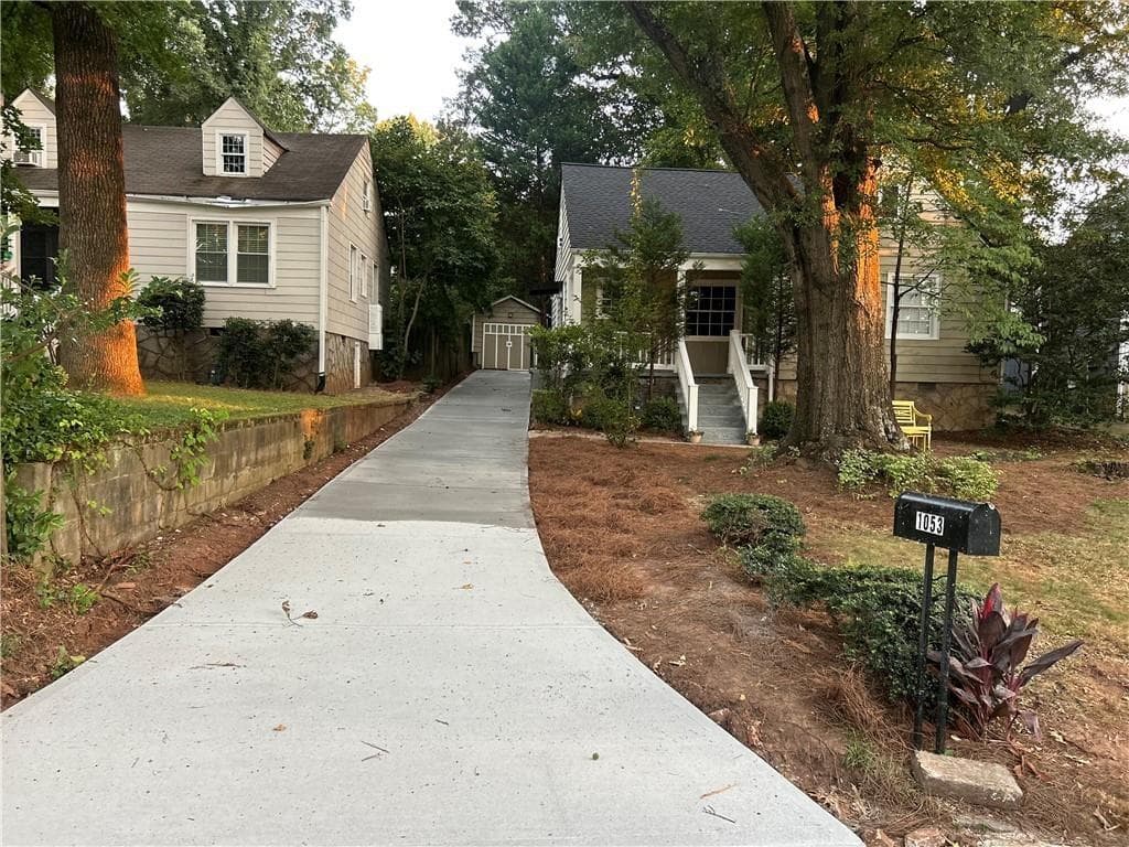 3 bedroom, 1 bathroom, 1,337 sq ft single family residence for sale at 1053 Faith Avenue, Atlanta, GA 30316 — photo 5