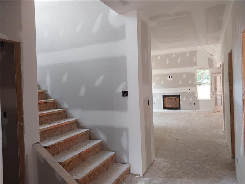 4 bedroom, 3 bathroom, 2,525 sq ft single family residence for sale at 3097 Tirian Place, Acworth, GA 30101 — photo 8
