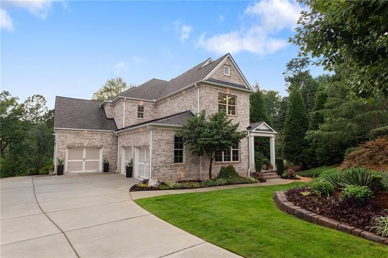 6 bedroom, 6 bathroom, 5,532 sq ft single family residence for sale at 397 Glynnwilde Drive, Marietta, GA 30064 — photo 3