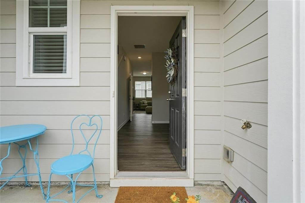 2 bedroom, 3 bathroom, 1,420 sq ft townhouse for sale at 217 Grand Central Way, Cartersville, GA 30120 — photo 3