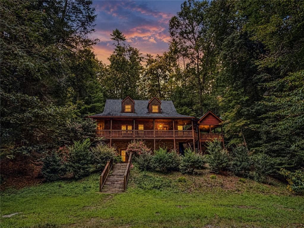 3 bedroom, 3 bathroom, 1,904 sq ft single family residence for sale at 525 Gallery Court, Ellijay, GA 30540 — photo 4