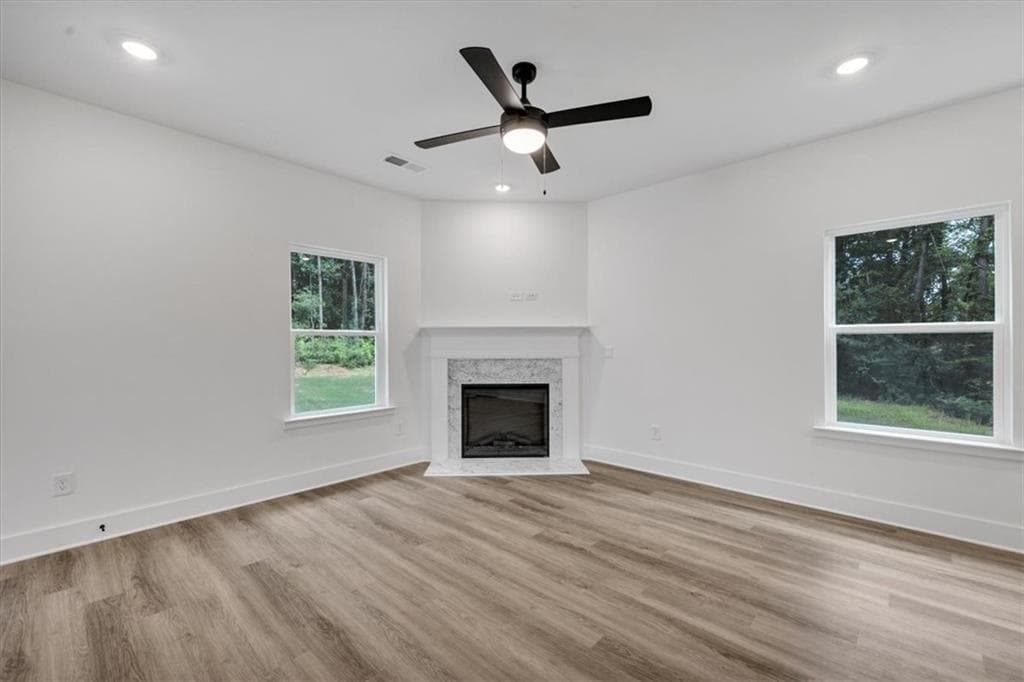 3 bedroom, 3 bathroom, 1,643 sq ft single family residence for sale at 215 Laney Drive, Carrollton, GA 30117 — photo 8