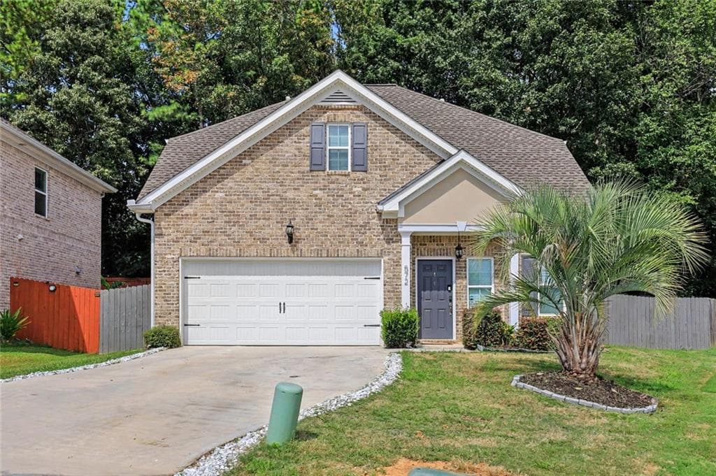 4 bedroom, 3 bathroom, 2,311 sq ft single family residence for sale at 572 Sprayberry Drive, Stockbridge, GA 30281 — photo 3