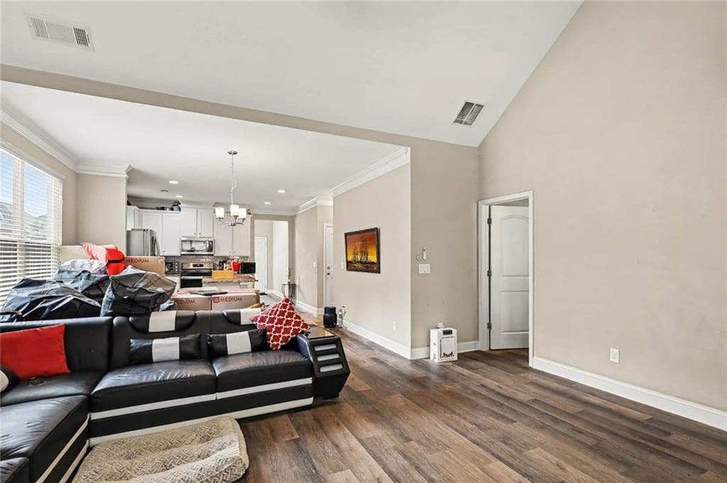 4 bedroom, 3 bathroom, 2,311 sq ft single family residence for sale at 572 Sprayberry Drive, Stockbridge, GA 30281 — photo 8